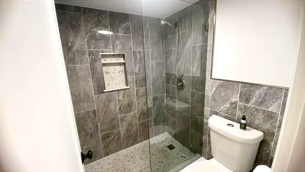 $1,800 | 1856 Southwest Palm City Road, Unit 203, Stuart, FL 34994