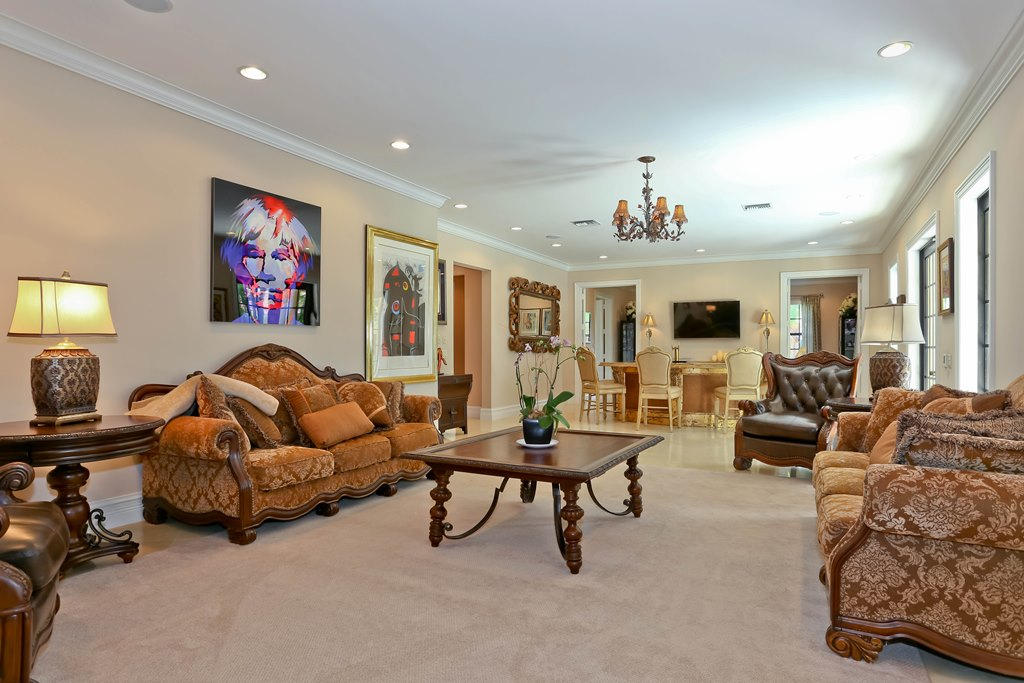 110 Bunker Ranch Road West Palm Beach, FL 33405 - Photo 3 of 28 Living Dining