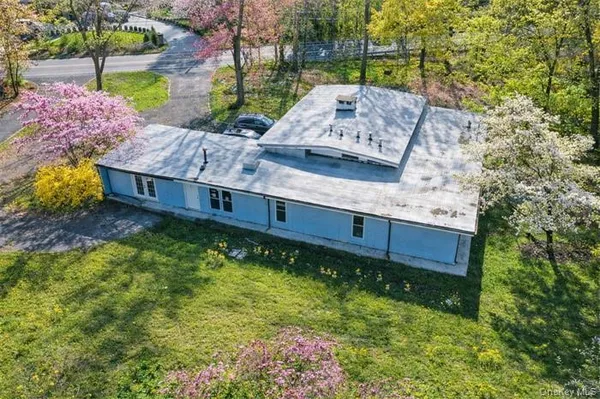 $3,680,000 | 107 Wildwood Road, Great Neck, NY 11024