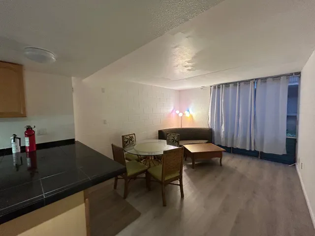 $2,600 | 3676 Lower Honoapiilani Road, Unit F203, Lahaina, HI 96761
