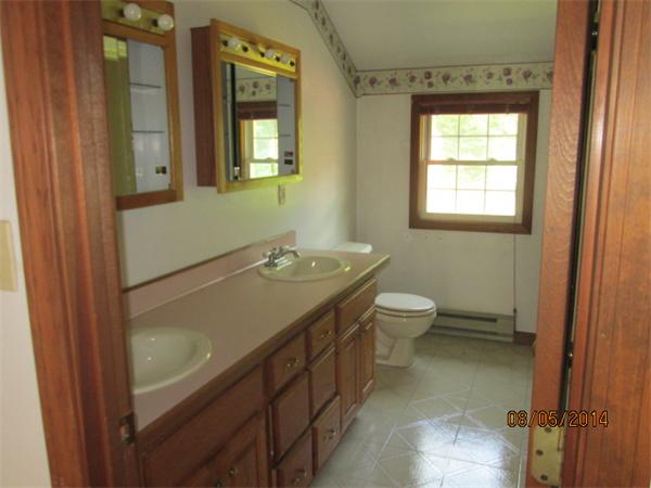 117 Purgatory Road Sutton, MA 01590 - Photo 11 of 18
