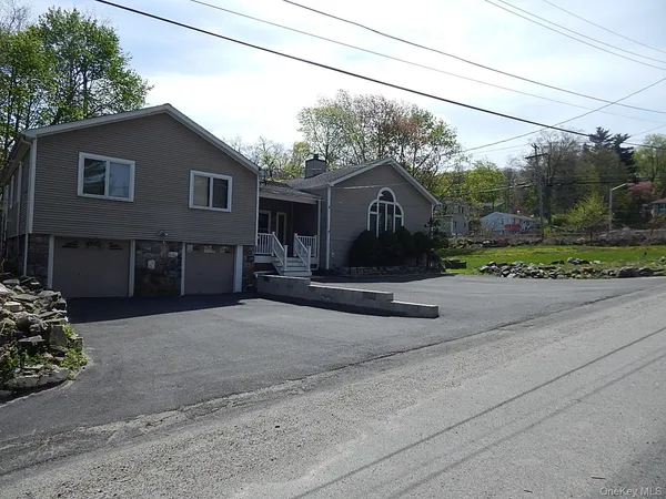 $525,000 | 16 Kenton Road, Patterson, NY 12563
