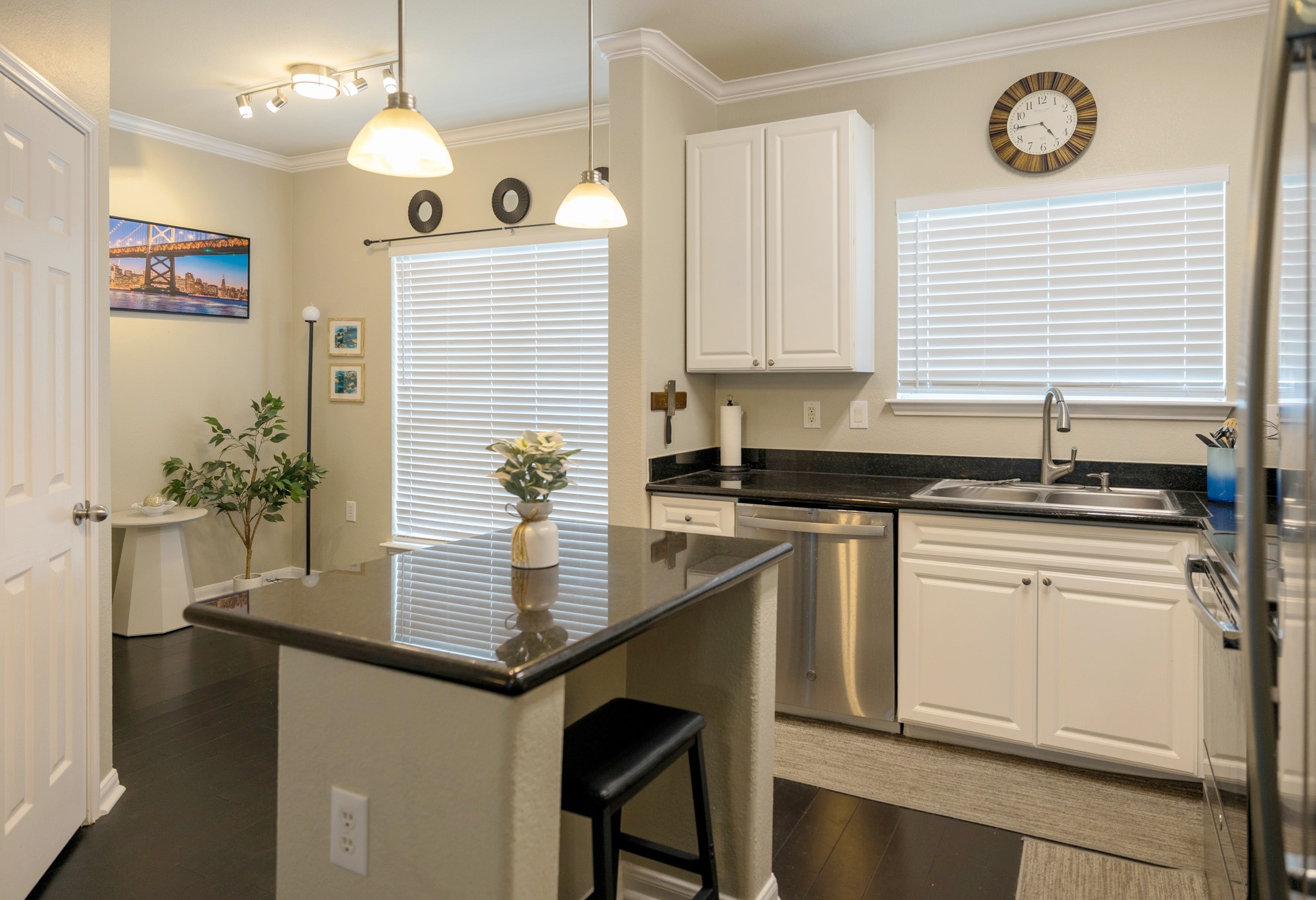 9200 Westheimer Road, Unit 1005 Houston, TX 77063 - Photo 6 of 35