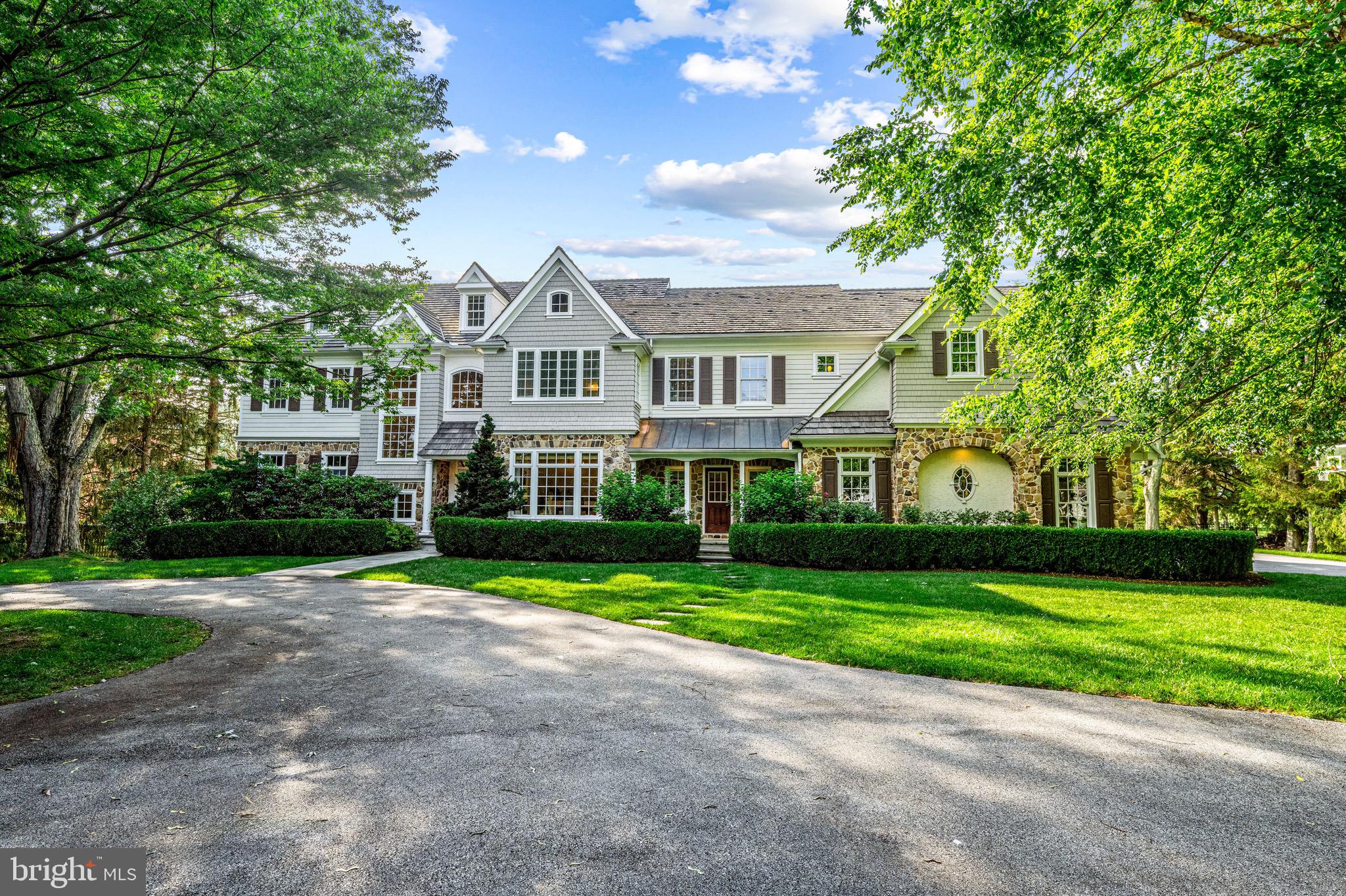 3537 Sawmill Road Newtown Square, PA 19073 - Photo 17 of 110 circular driveway