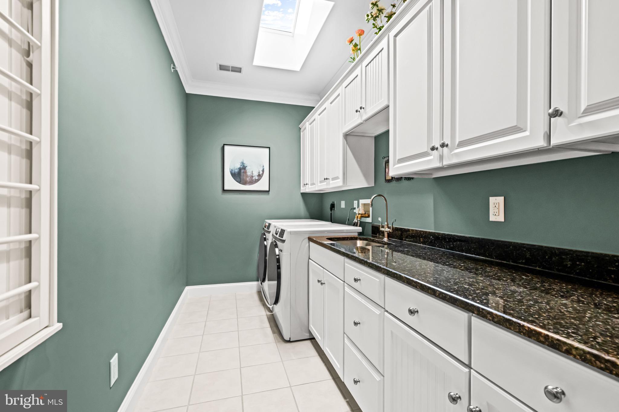 3537 Sawmill Road Newtown Square, PA 19073 - Photo 70 of 110 upstairs laundry