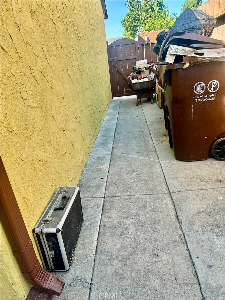 1106 South Washington Avenue Compton, CA 90221 - Photo 4 of 9 a view of outdoor space with seating area