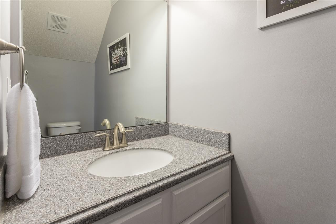 4312 Willow Lake Road Raleigh, NC 27616 - Photo 16 of 30 Powder Room