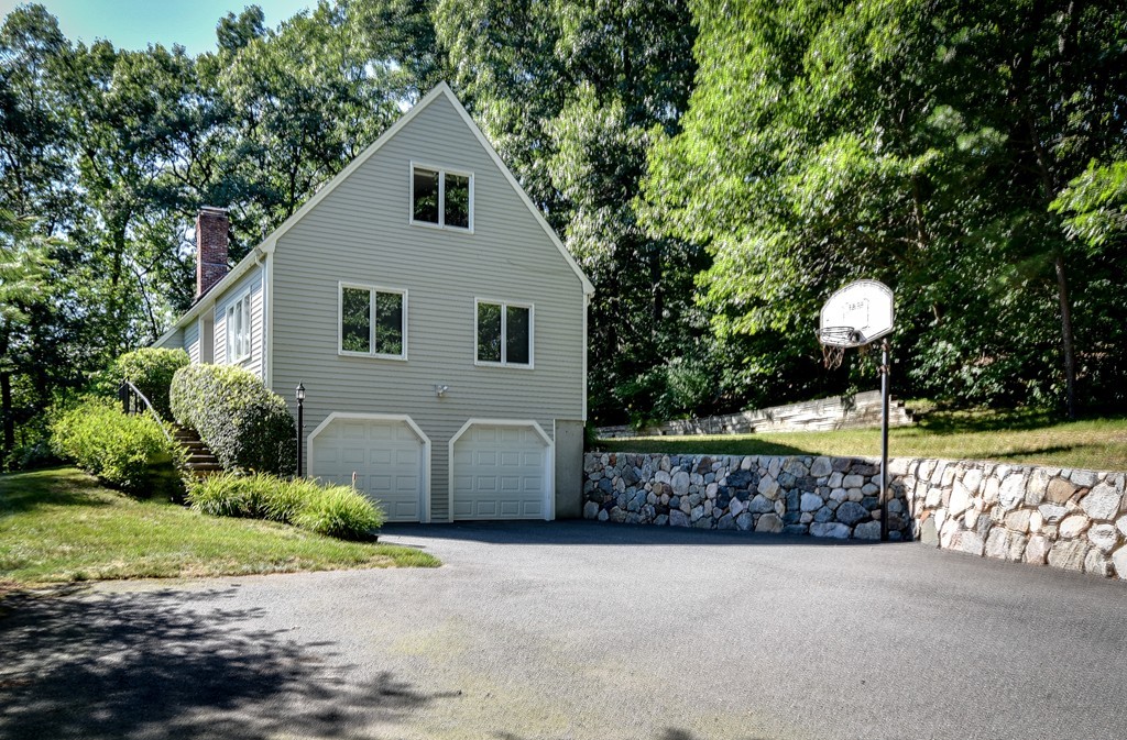 10 Farm Hill Road Natick, MA 01760 - Photo 2 of 22 Gallery Image 2