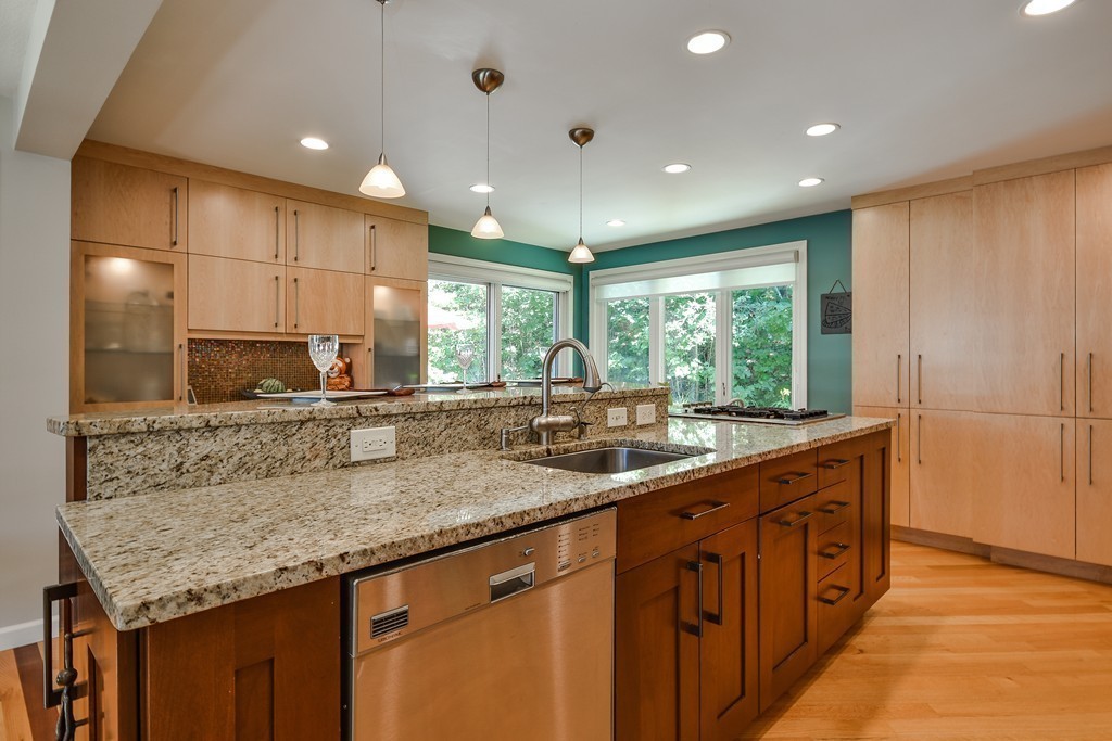 10 Farm Hill Road Natick, MA 01760 - Photo 6 of 22 Gallery Image 6