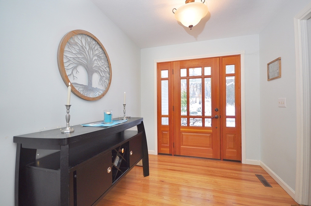 141 Green Hill Road Longmeadow, MA 01106 - Photo 11 of 42 Gallery Image 11