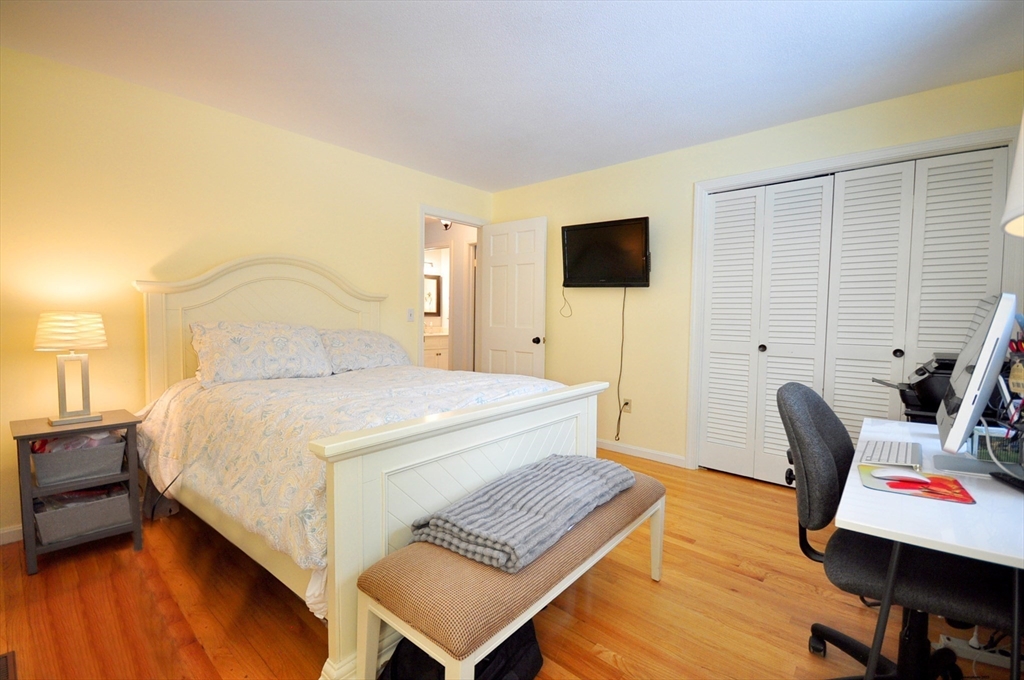 141 Green Hill Road Longmeadow, MA 01106 - Photo 17 of 42 Gallery Image 17