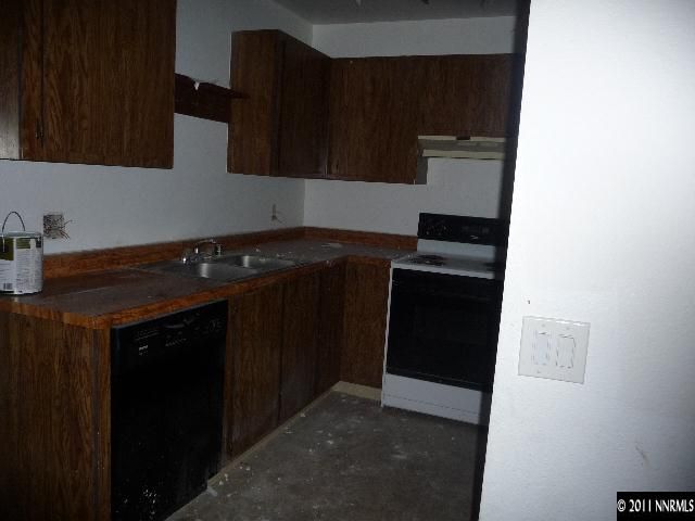2080 Highview Court, Unit 1 Reno, NV 89512 - Photo 4 of 7 Photo 4