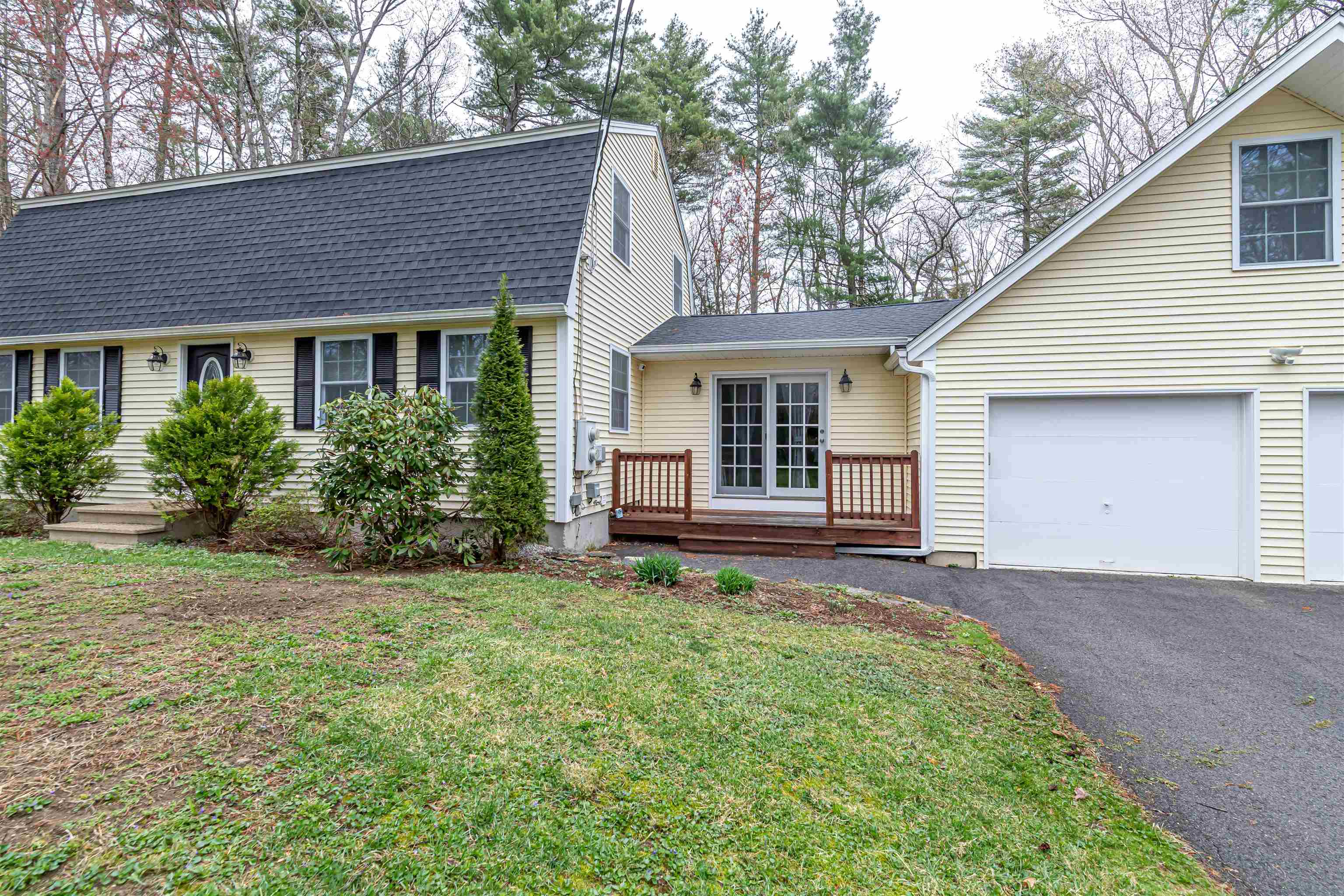 8 Mason Road Merrimack, NH 03054 - Photo 3 of 59 Gallery Image 3