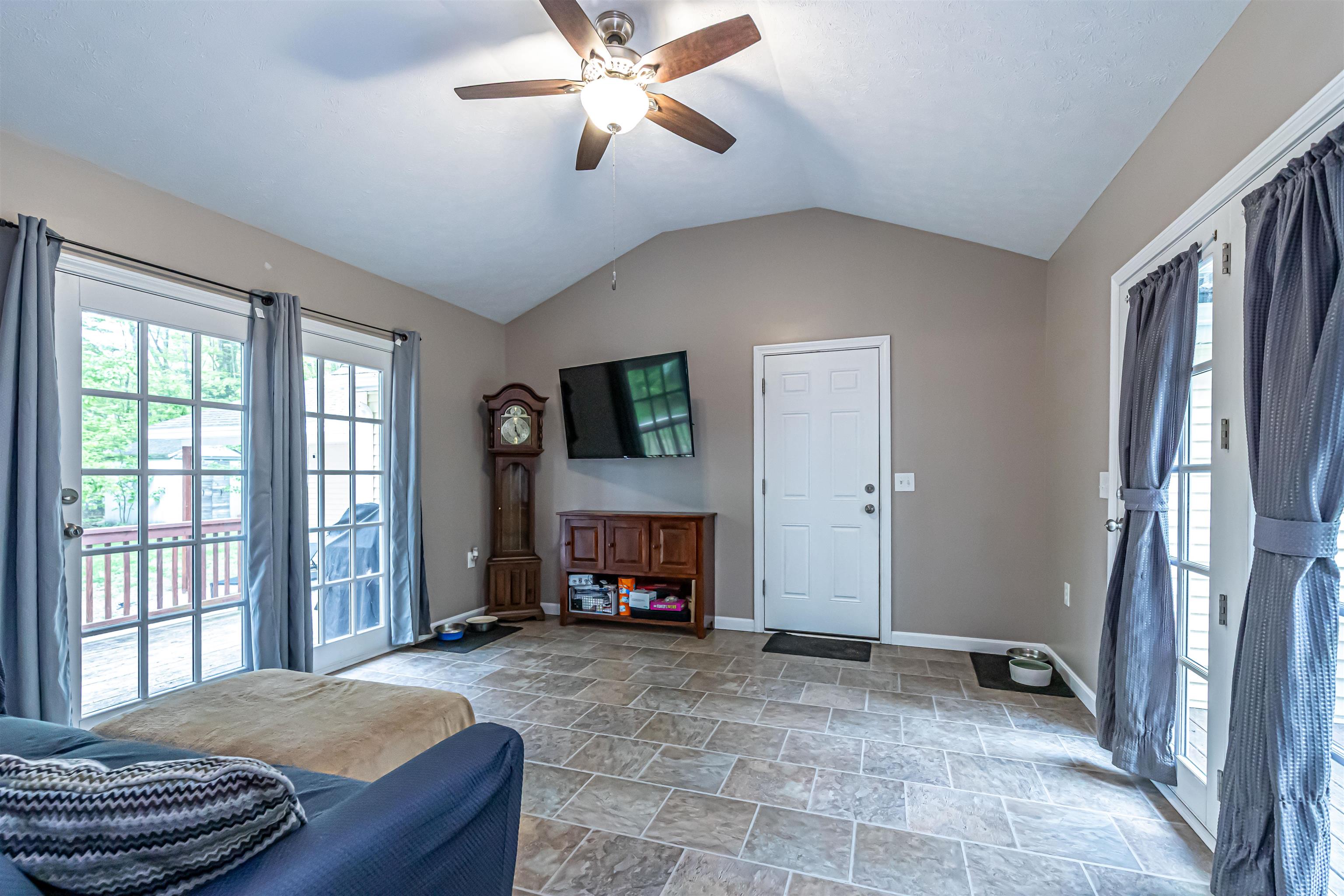 8 Mason Road Merrimack, NH 03054 - Photo 6 of 59 Gallery Image 6