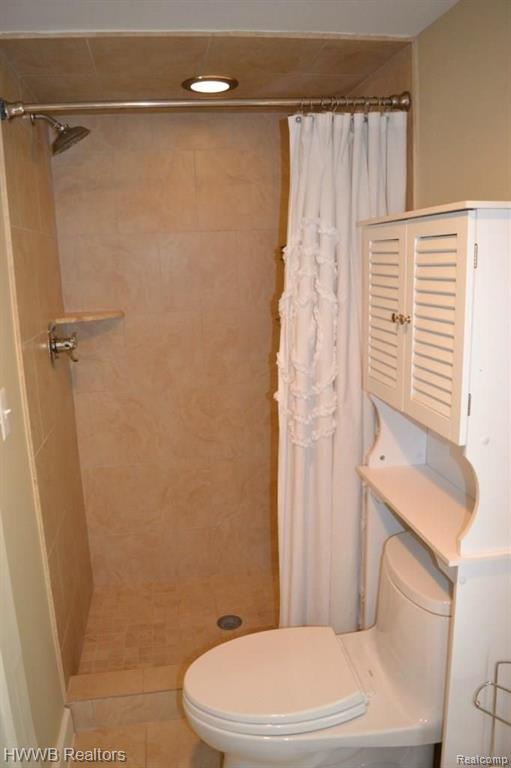 1481 Dutton Road Rochester Hills, MI 48306 - Photo 35 of 55