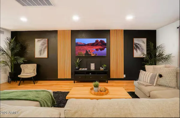 $739,900 | 1831 East Cornell Drive, Tempe, AZ 85283