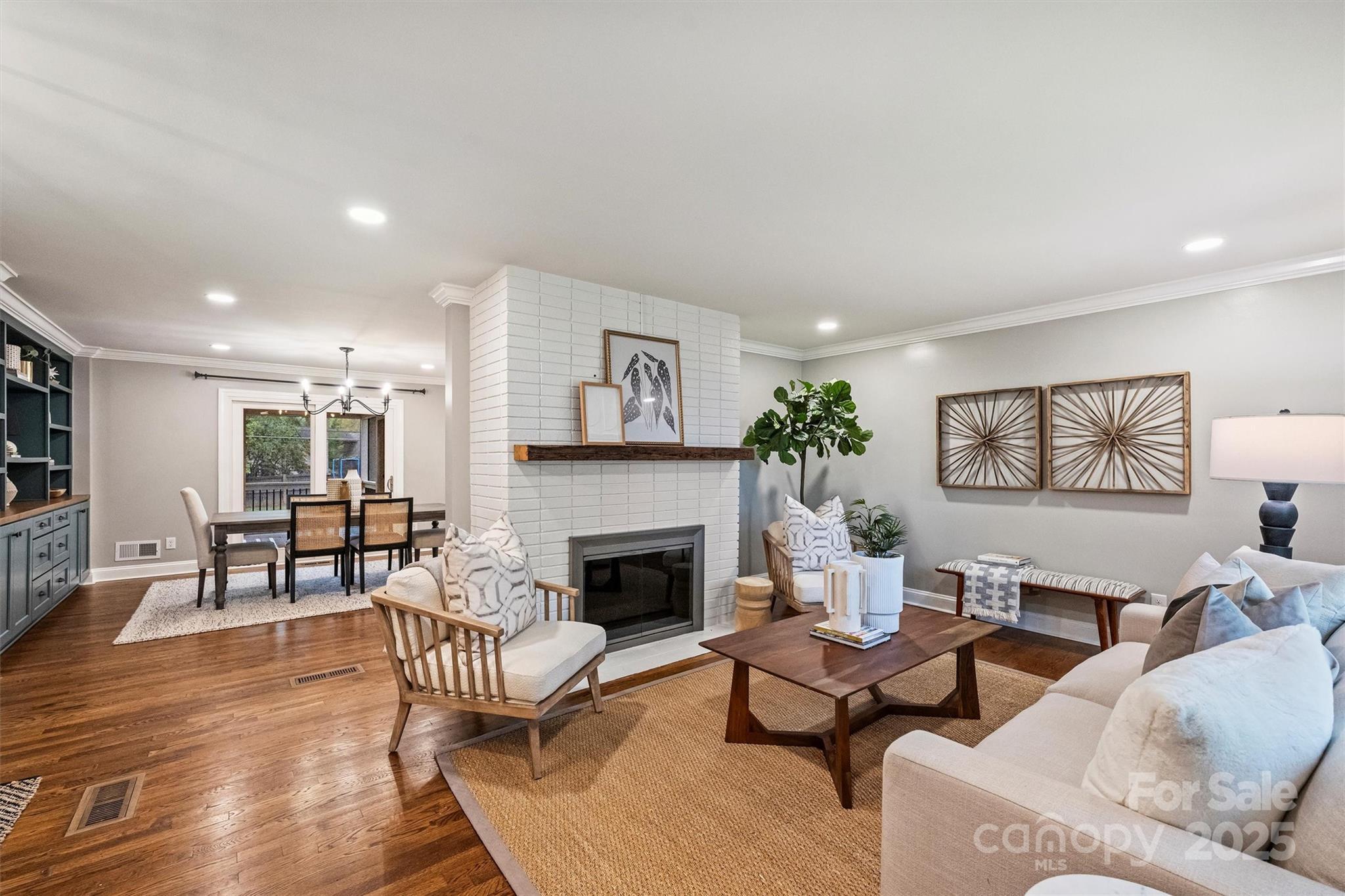500 Lansdowne Road Charlotte, NC 28270 - Photo 4 of 40 Gallery Image 4