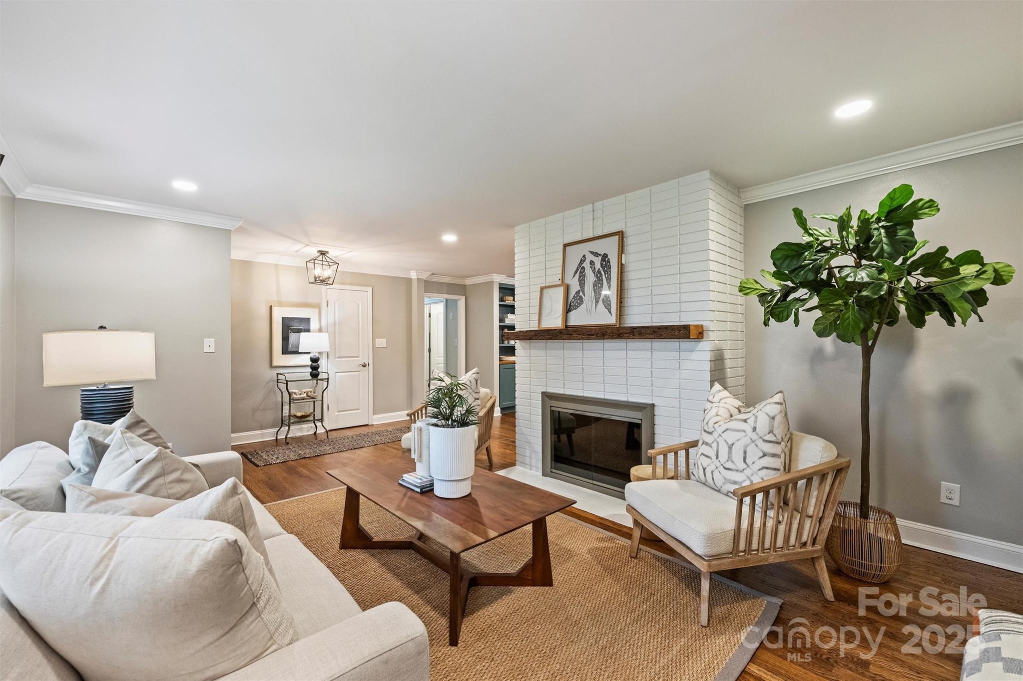 500 Lansdowne Road Charlotte, NC 28270 - Photo 5 of 40 Gallery Image 5