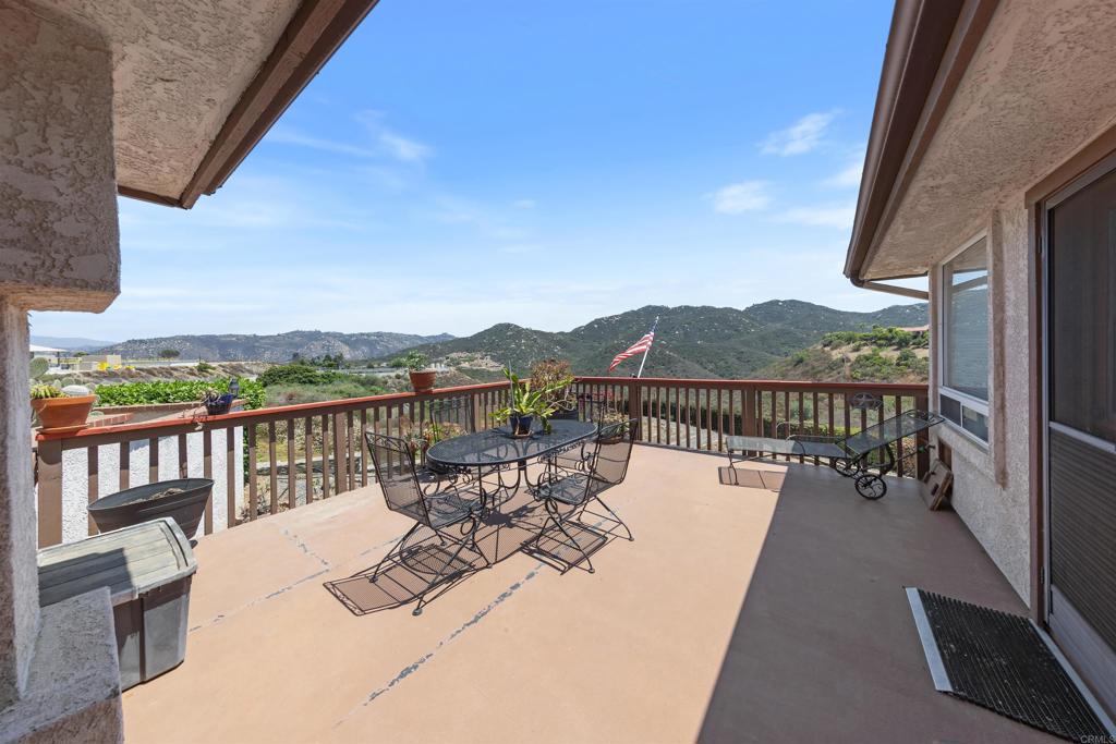 3829 Silverleaf Lane Vista, CA 92084 - Photo 42 of 73