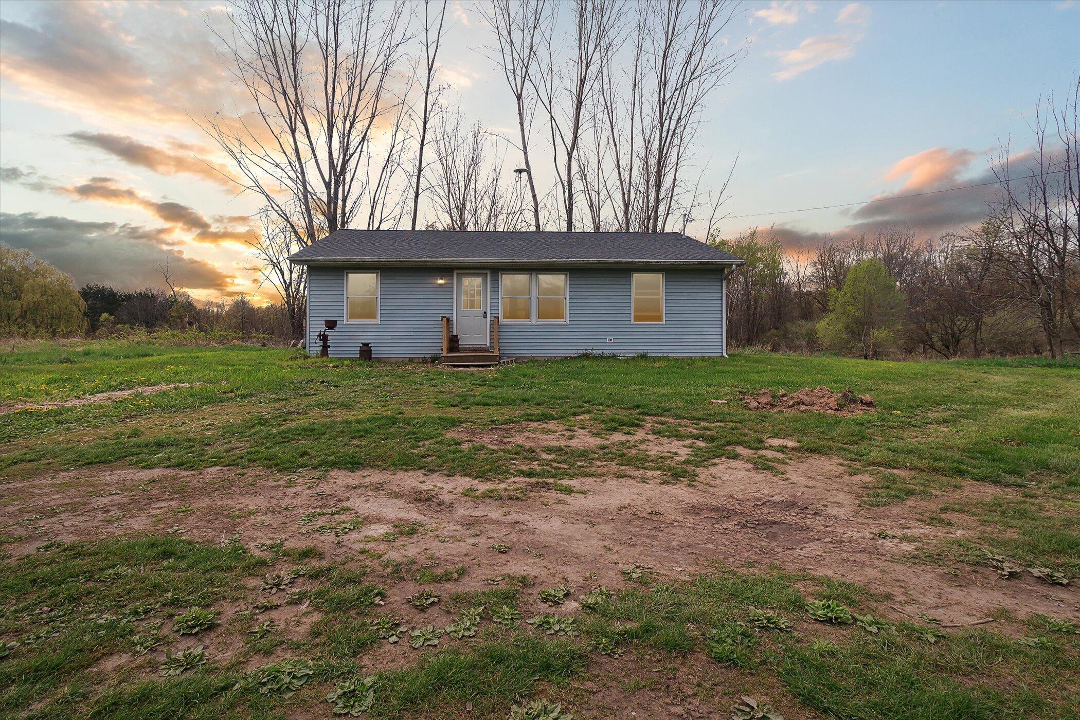 01-3350-E-Stanton-Rd-Stanton-MI-48888-Wi