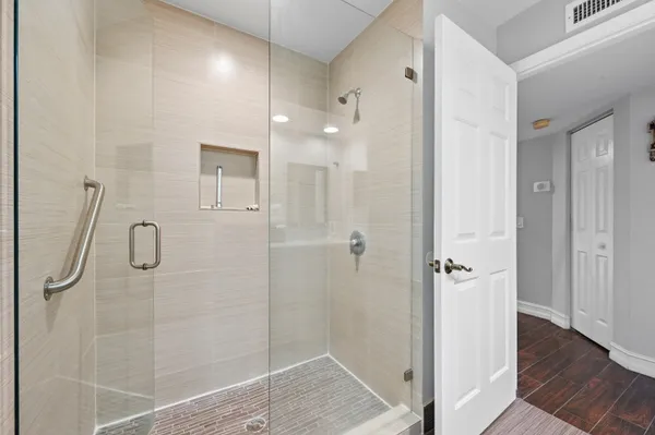 $2,800 | 5550 Coach House Circle, Unit B, Boca Raton, FL 33486