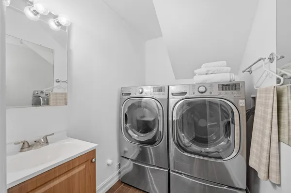 $2,800 | 5550 Coach House Circle, Unit B, Boca Raton, FL 33486