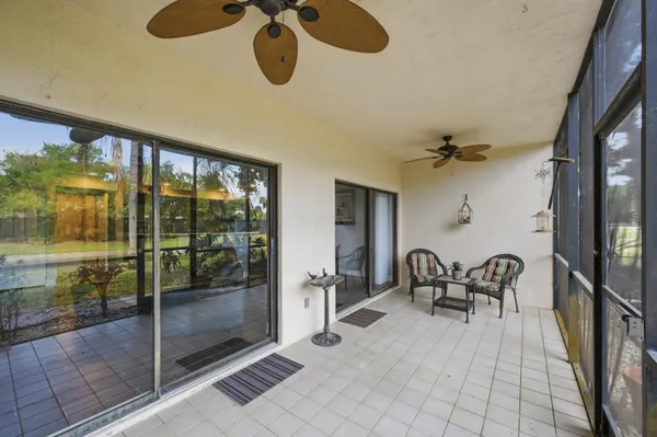 $2,800 | 5550 Coach House Circle, Unit B, Boca Raton, FL 33486