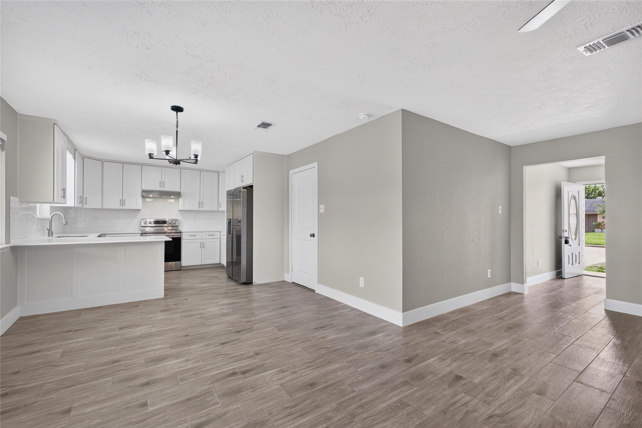 11726 Old Telegraph Road Houston, TX 77067 - Photo 9 of 29 Gallery Image 9