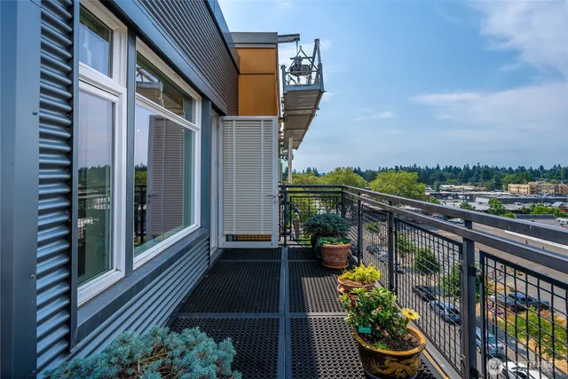 $475,000 | 15100 6th Avenue Southwest, Unit 728, Burien, WA 98166