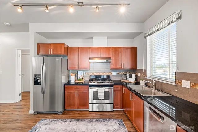 $475,000 | 15100 6th Avenue Southwest, Unit 728, Burien, WA 98166