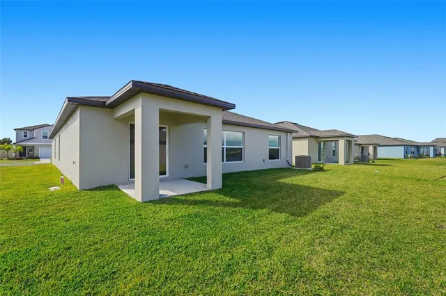 $3,300 | 8808 Bay Leaf Drive, Parrish, FL 34219