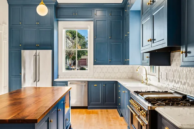 $1,450,000 | 220 St Lawrence Avenue, Janesville, WI 53545