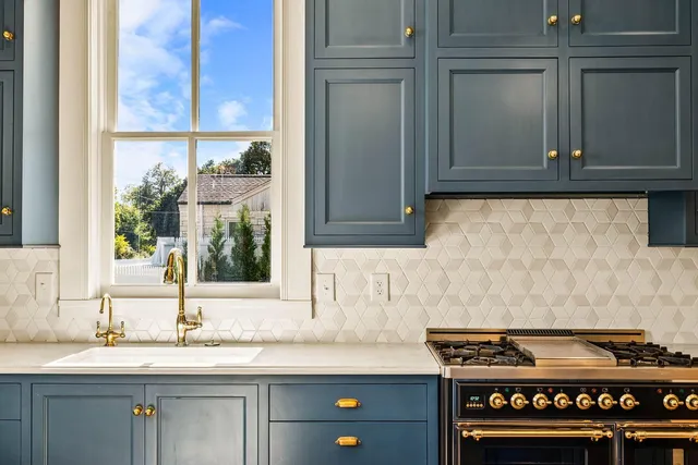 $1,450,000 | 220 St Lawrence Avenue, Janesville, WI 53545