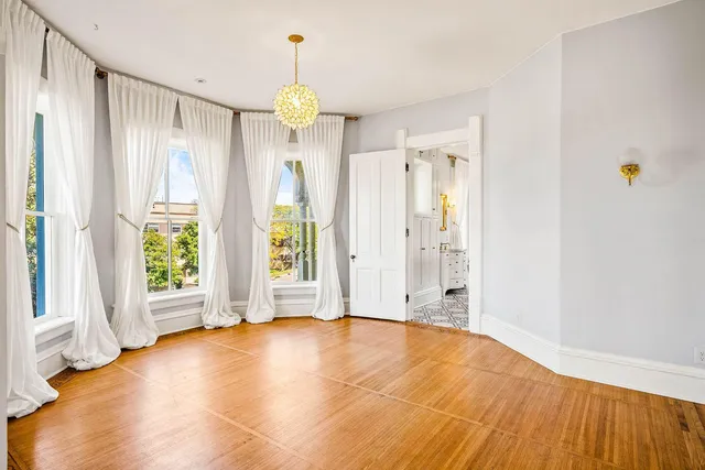 $1,450,000 | 220 St Lawrence Avenue, Janesville, WI 53545