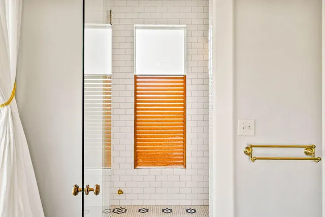 $1,450,000 | 220 St Lawrence Avenue, Janesville, WI 53545