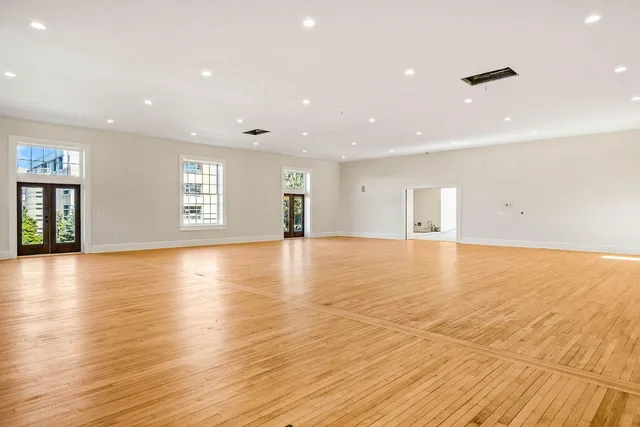 $1,450,000 | 220 St Lawrence Avenue, Janesville, WI 53545