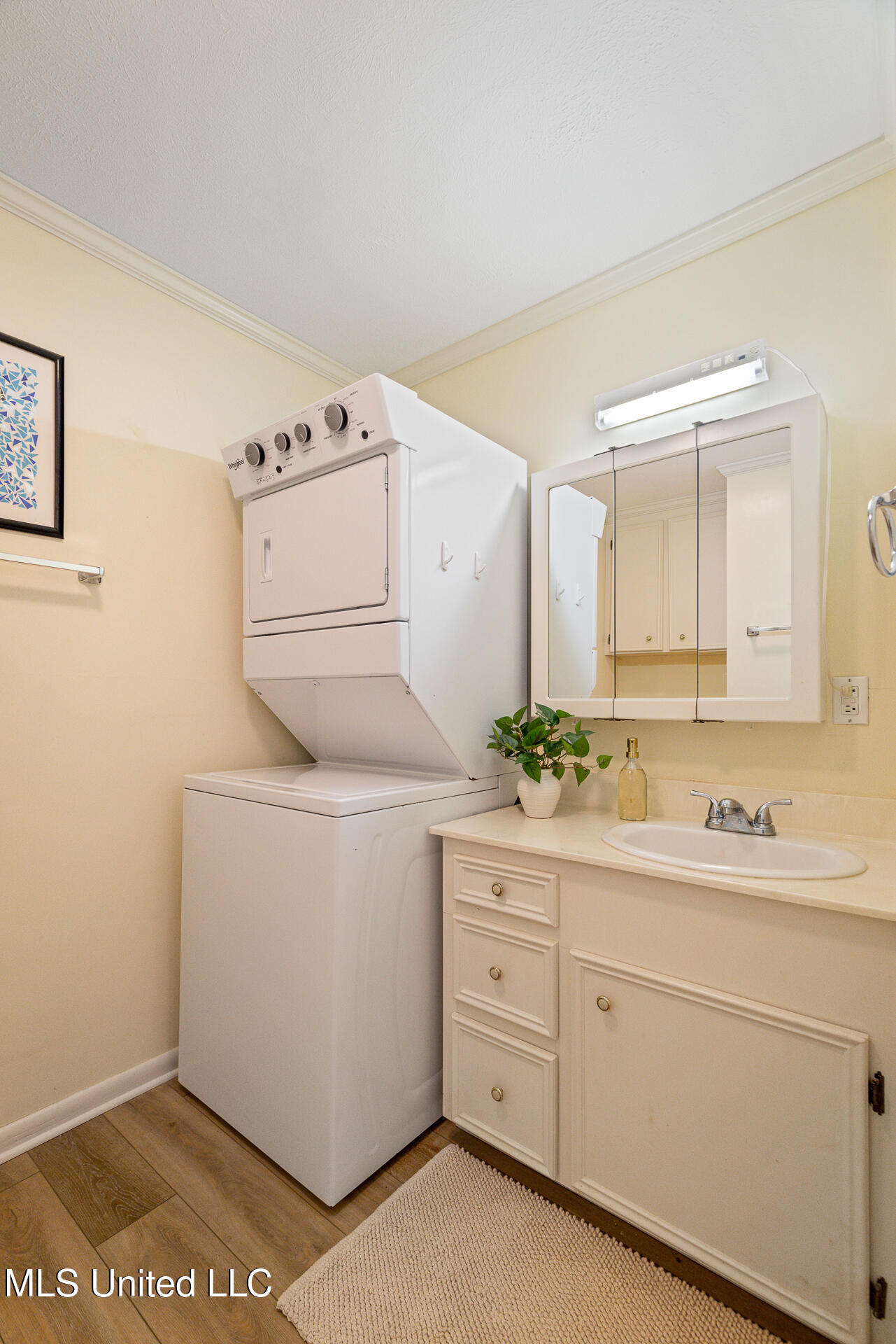 286 Dr Gibson Road Monterey, LA 71354 - Photo 23 of 50 Laundry