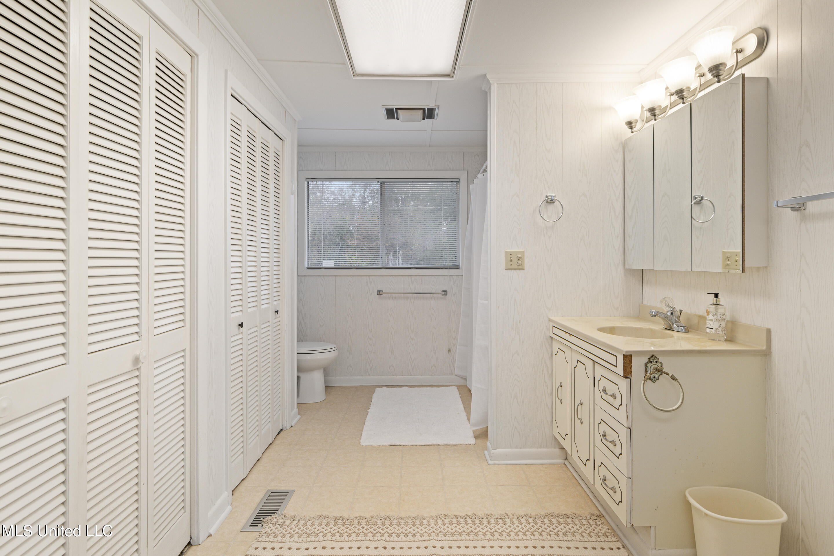 286 Dr Gibson Road Monterey, LA 71354 - Photo 47 of 50 Bathroom