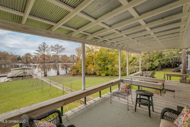 $299,000 | 286 Dr Gibson Road, Monterey, LA 71354