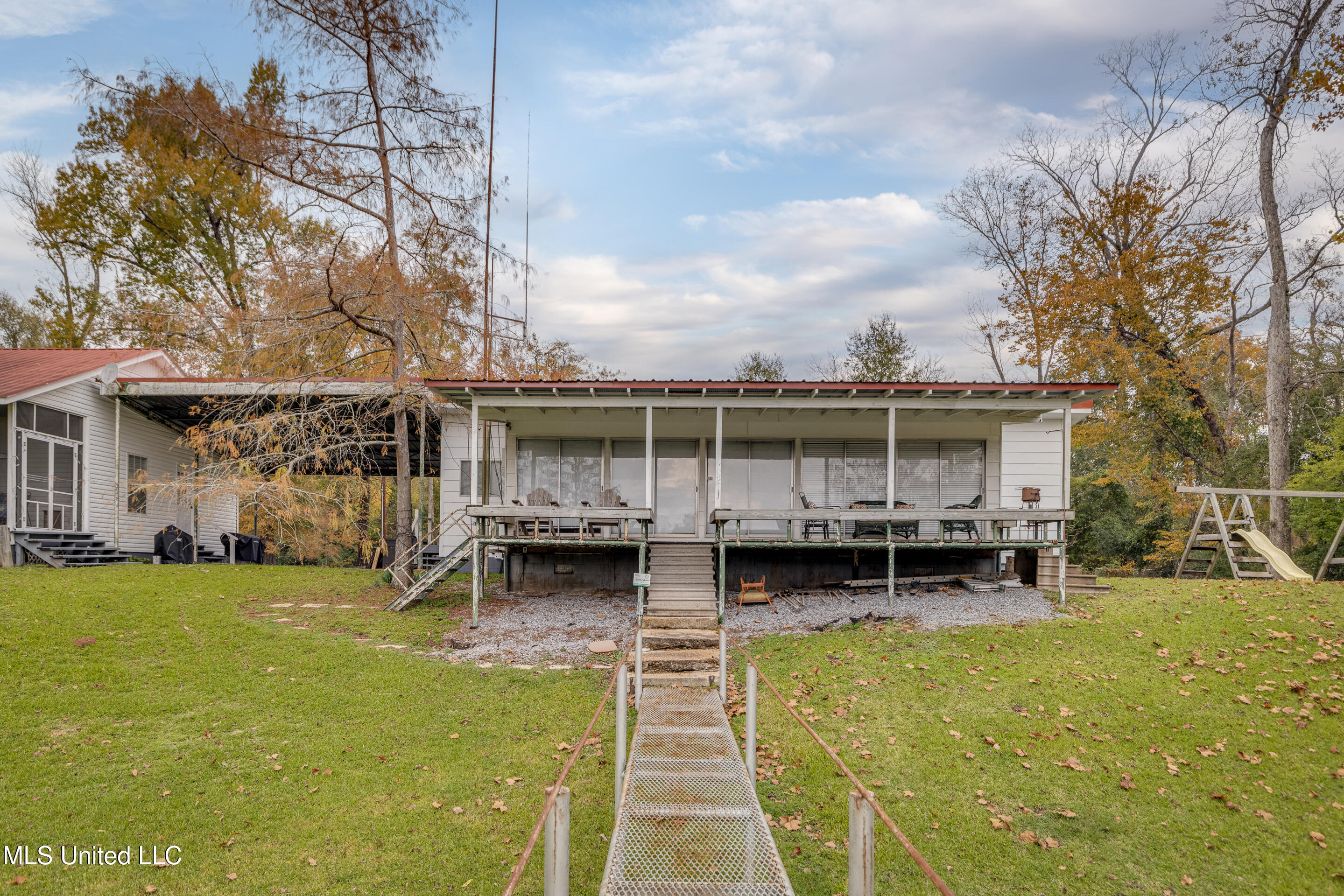 286 Dr Gibson Road Monterey, LA 71354 - Photo 7 of 50 Outside