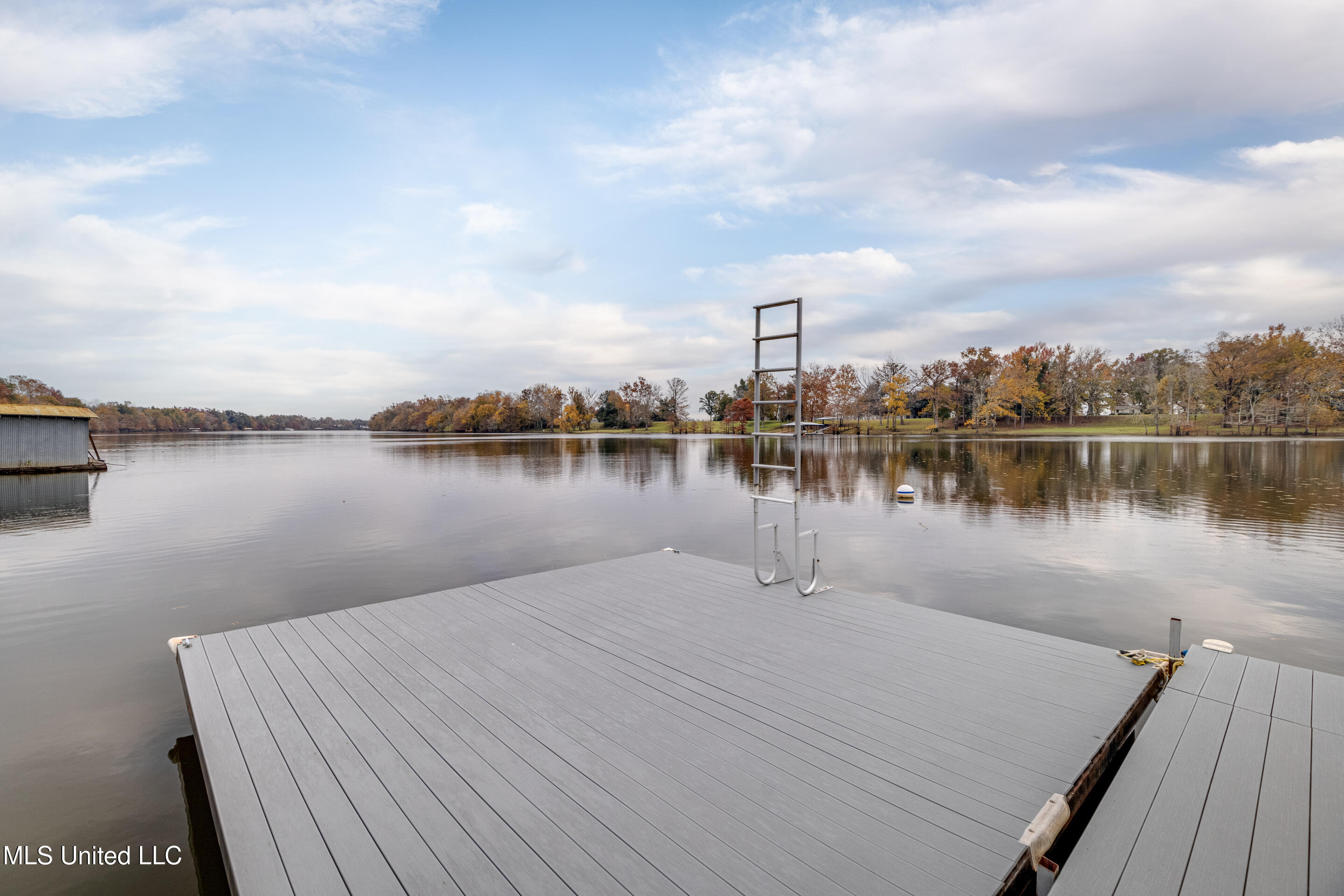 286 Dr Gibson Road Monterey, LA 71354 - Photo 9 of 50 Floating Pier