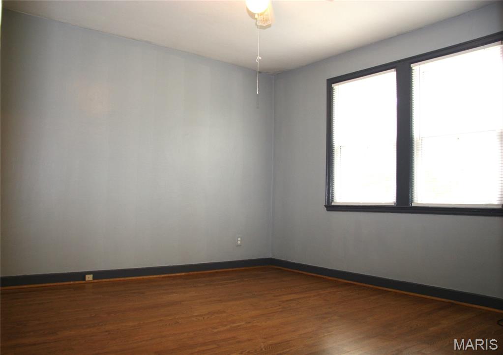 7716 Brocton Court St. Louis, MO 63121 - Photo 8 of 16