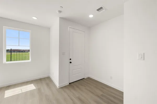 $359,000 | 5708 Lakeview Drive, Watauga, TX 76148