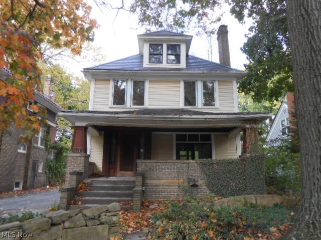 3021 Coleridge Road Cleveland, OH 44118 - Photo 1 of 20