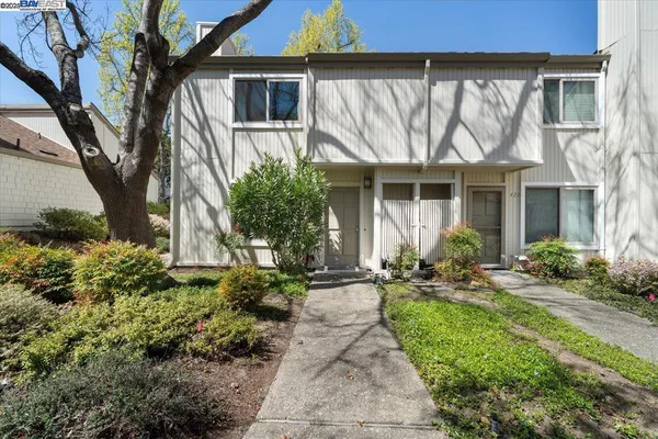 $725,000 | 427 Chalda Way, Moraga, CA 94556