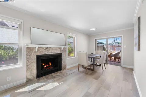 $725,000 | 427 Chalda Way, Moraga, CA 94556