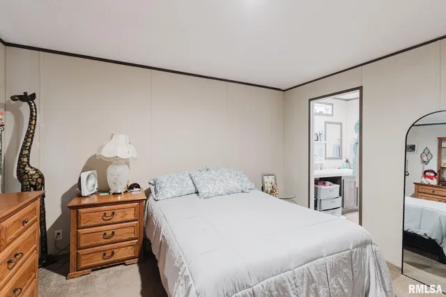 $158,500 | 344 Seba Street, Hurst, IL 62949