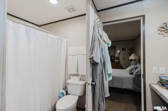 $158,500 | 344 Seba Street, Hurst, IL 62949