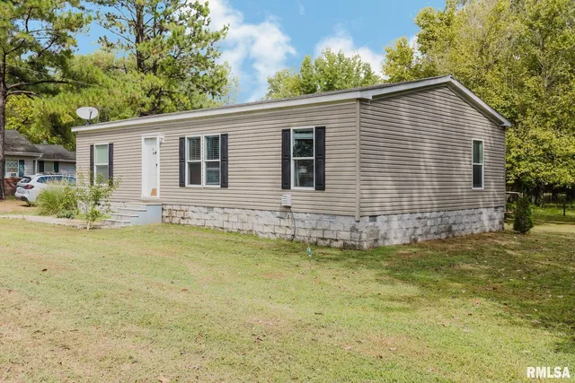 $158,500 | 344 Seba Street, Hurst, IL 62949