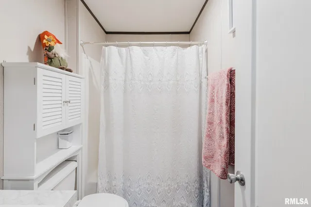 $158,500 | 344 Seba Street, Hurst, IL 62949